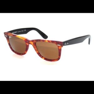Ray-Ban original Wayfarer Red Havana + case